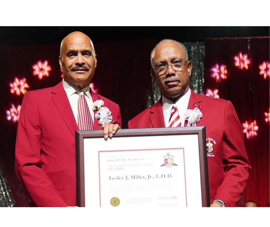 Former Hillsborough County Commissioner Les Miller   Earns “Distinguished Citizen Award” 