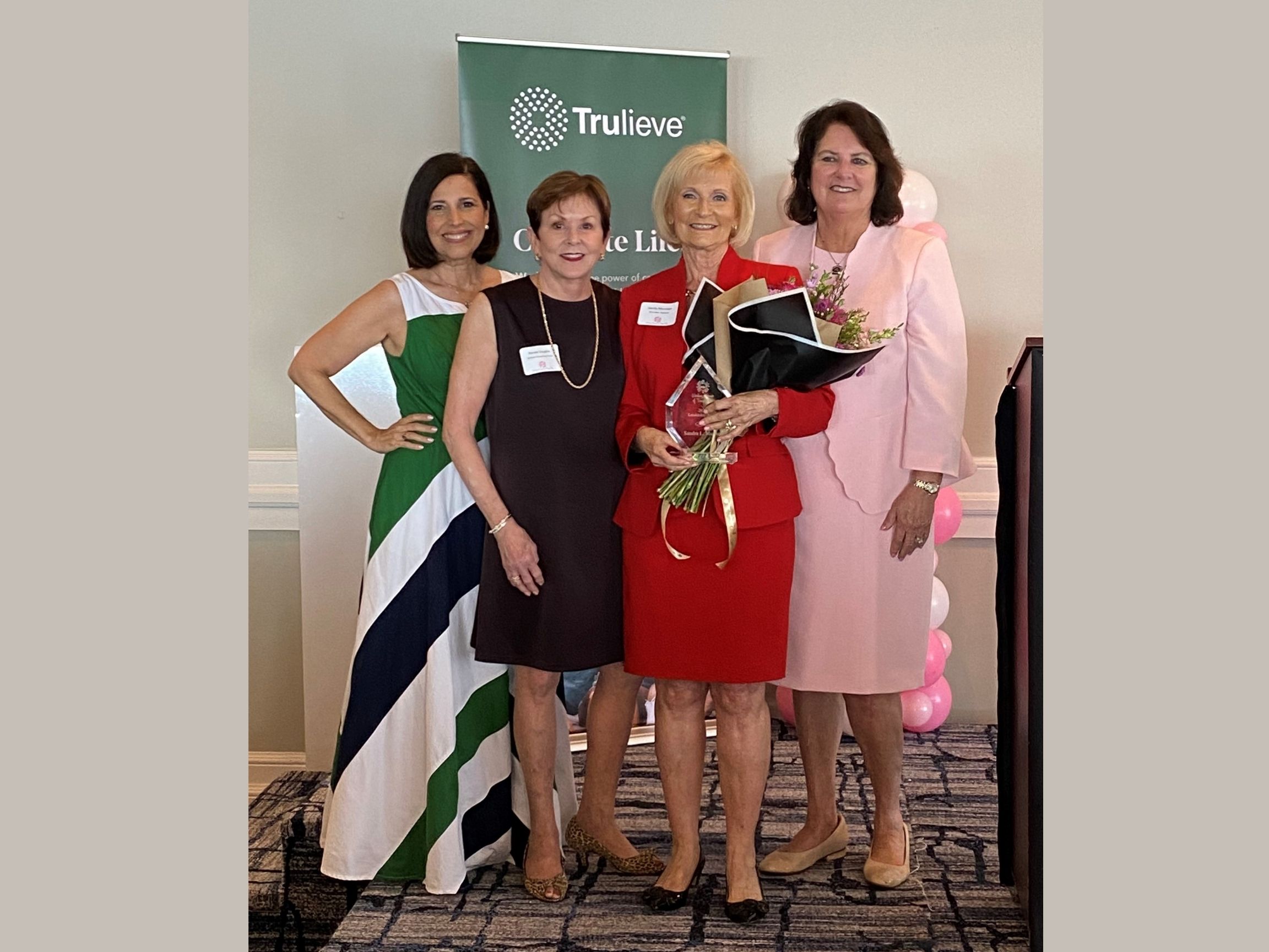 Working Women of Tampa Bay 2022 Leadership Award Goes to Shumaker Advisors Principal
